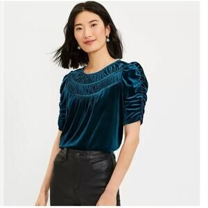 Loft Womens Ruched Velvet Top Size Medium Emerald Green Forest Fairy Romantic